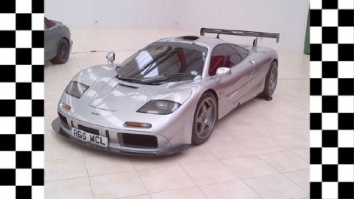 Un McLaren F1, cel mai scump supercar modern din istorie